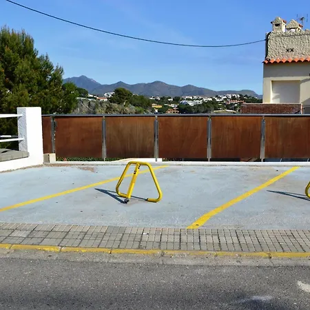 Con Terraza Amueblada Y Parking A 10 Min Del Centro De Llanca, Mascotas Permitidas - Es-170-9 Apartment Llanca